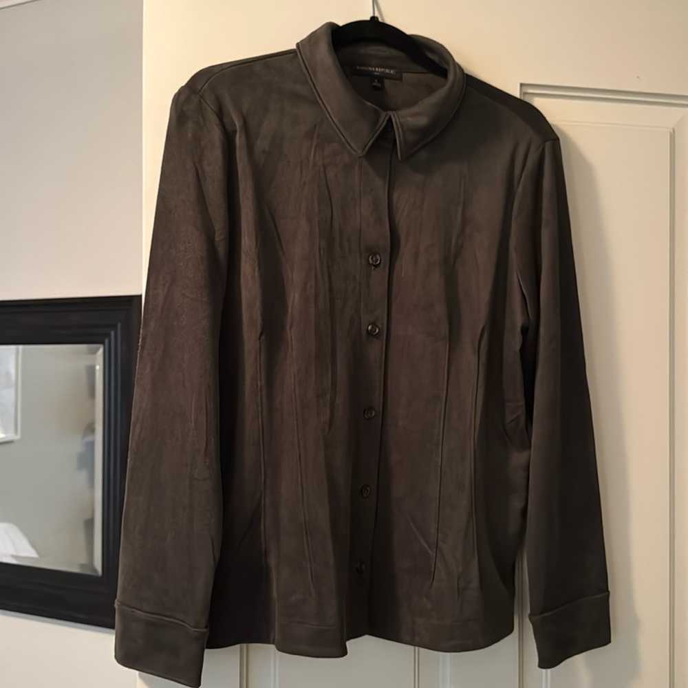 Banana Republic dark green long sleeve faux suede shirt